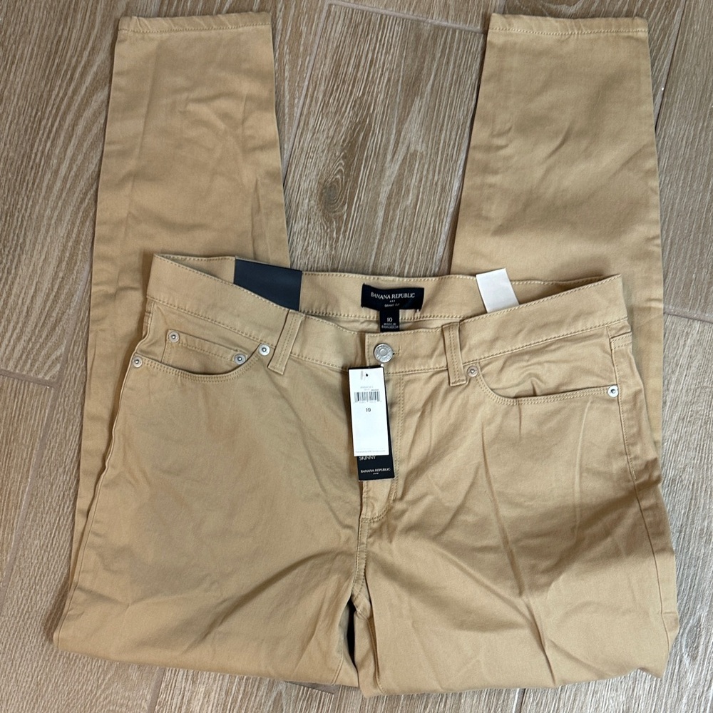 Banana Republic Midrise Skinny Khaki Chinos NWT